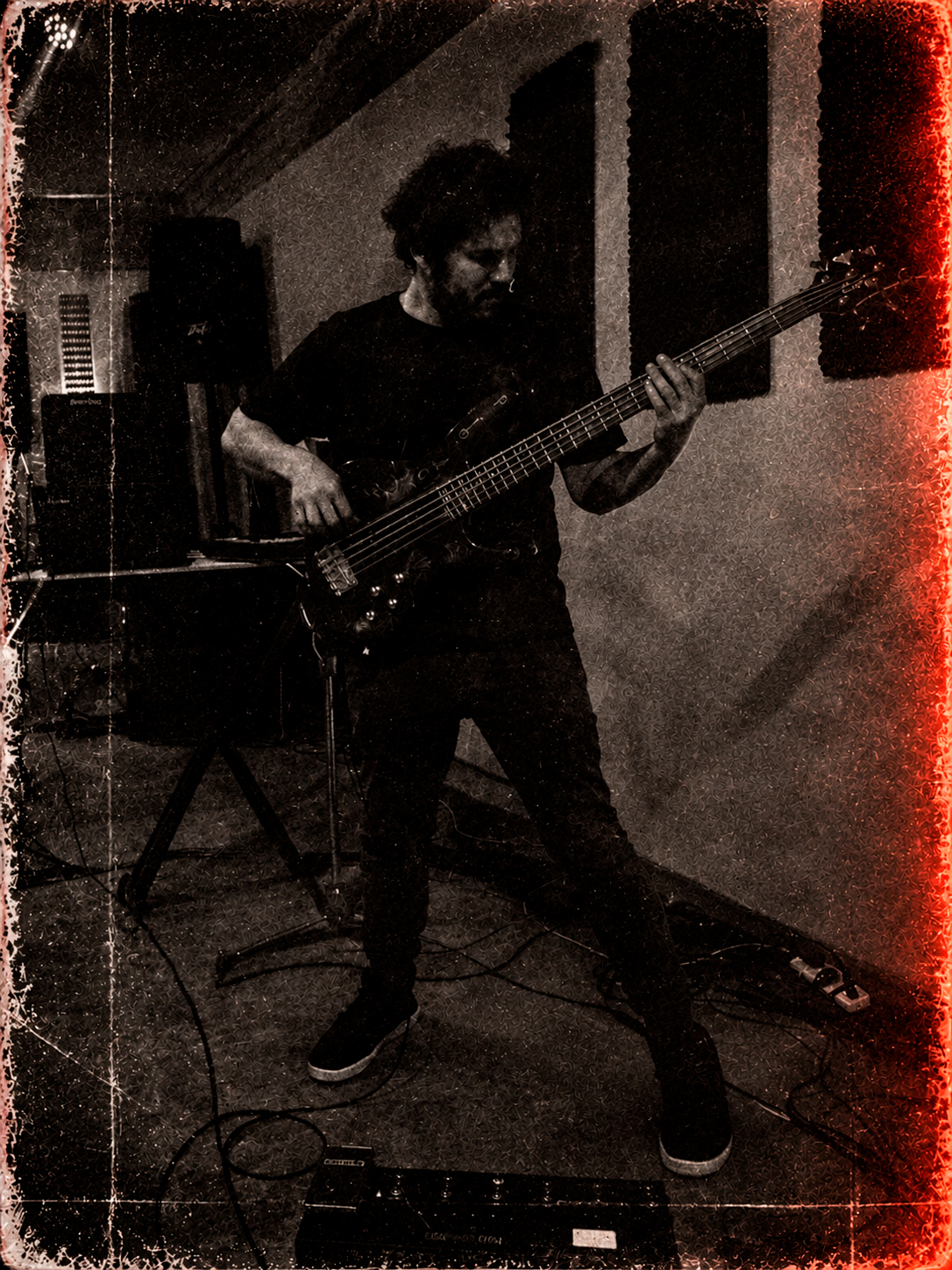 LUIS SANGUINET., Bajo